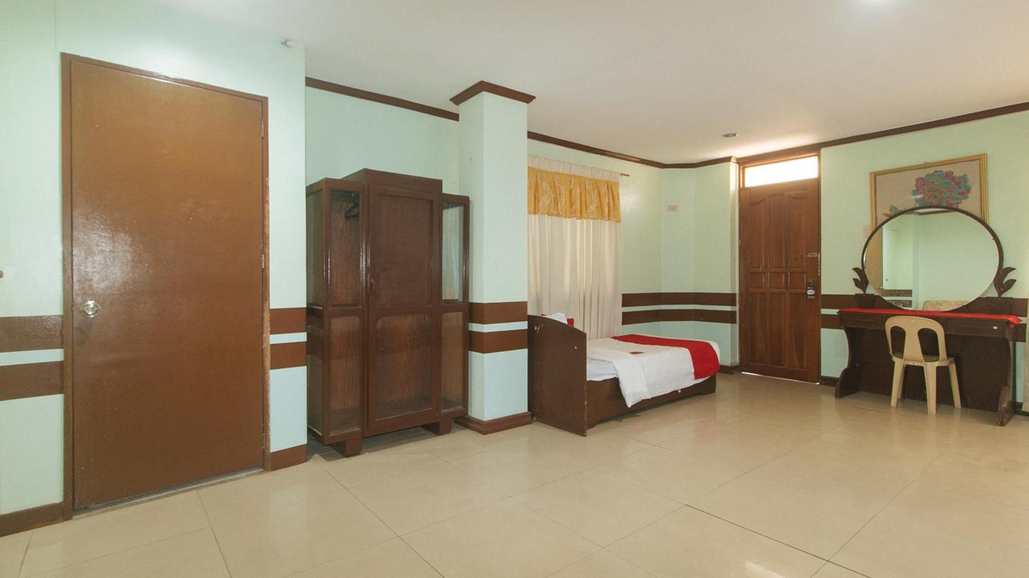 Reddoorz At Maanyag Pension House Mandaue Cebu Buitenkant foto