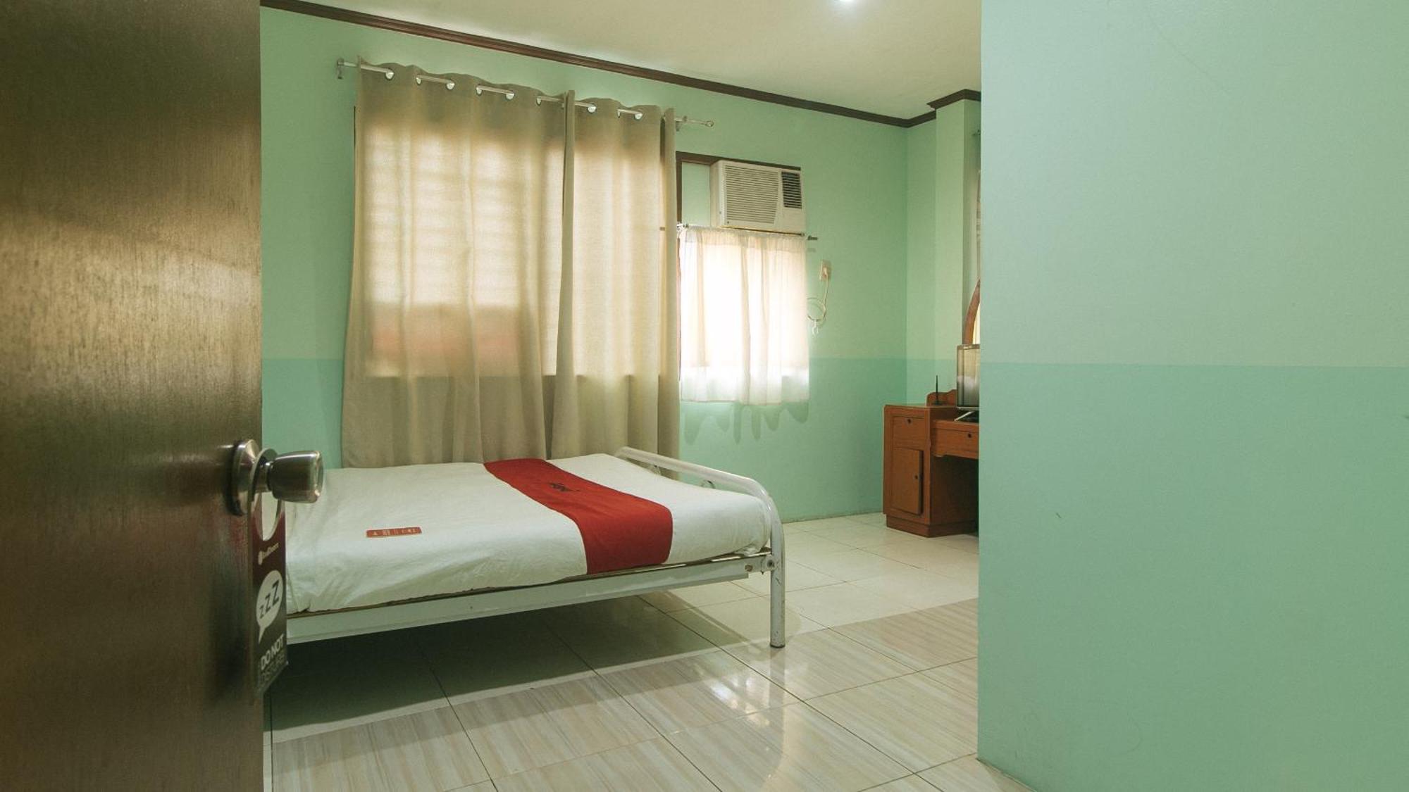Reddoorz At Maanyag Pension House Mandaue Cebu Buitenkant foto