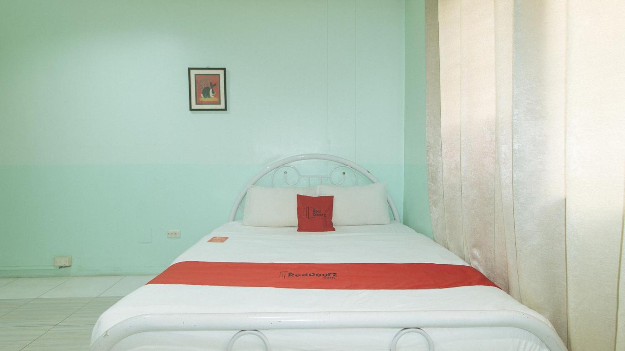 Reddoorz At Maanyag Pension House Mandaue Cebu Buitenkant foto